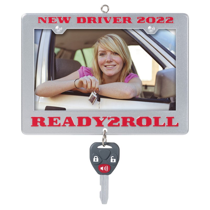 Hallmark Keepsake هولمارك تذكار زخرفة عيد الميلاد البلاستيكية 2022 إطار صورة سائق جديد - Image 1