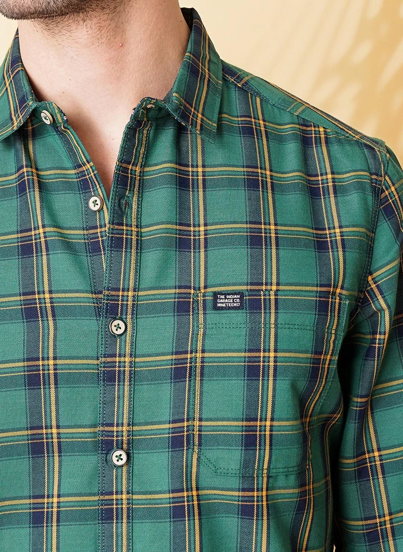 شركة المرآب الهندية Men Slim Fit Checkered Full Sleeves Spread Collar Casual Shirt