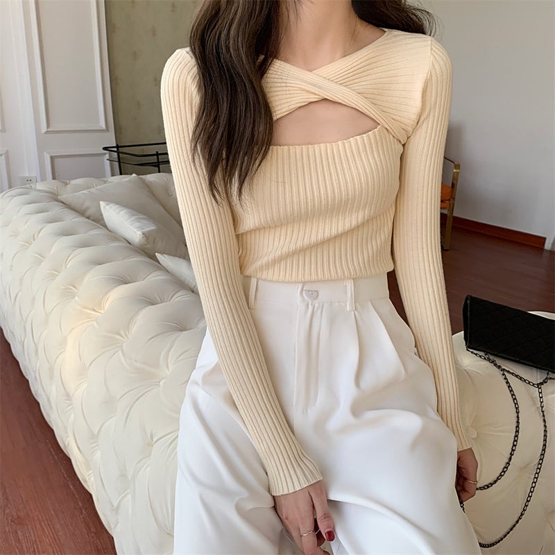 2023 autumn and winter design hollow-out long-sleeved sweater womens careful machine slim-fit slimming V-neck pullover bottoming top Apricot - Image 1