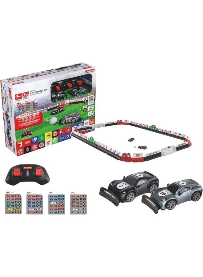 Carrera مجموعة لعبة سيارات RC لكرة القدم من كاريرا بوندسليغا (1:43، أسود ورمادي) - Image 2