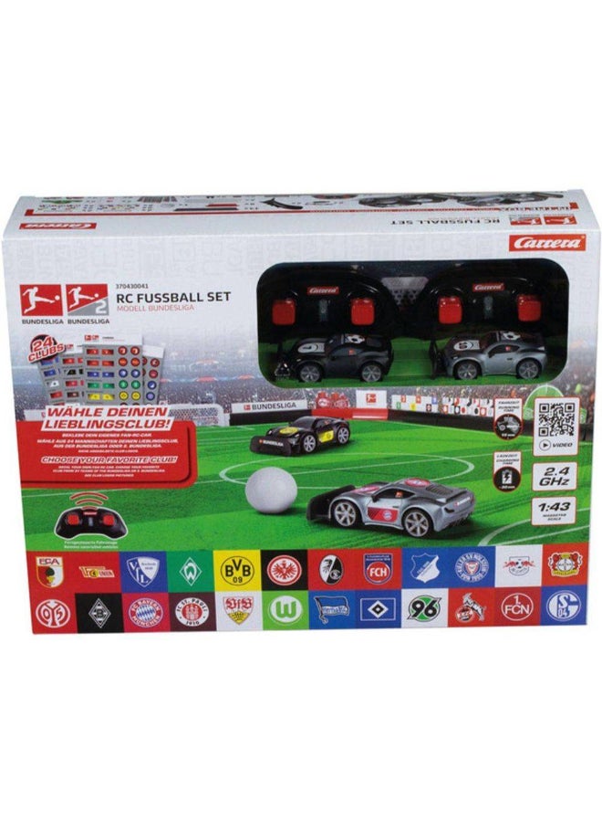 Carrera مجموعة لعبة سيارات RC لكرة القدم من كاريرا بوندسليغا (1:43، أسود ورمادي) - Image 1