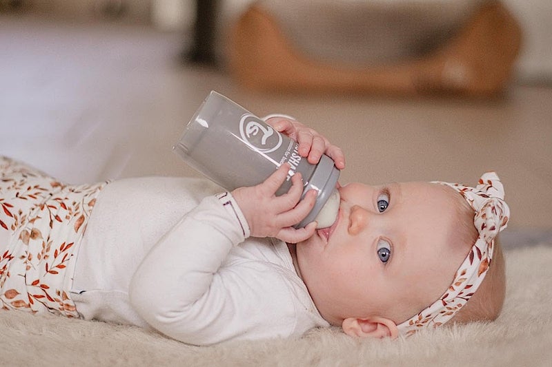 Twistshake Anti-Colic Baby Bottle with Powder Container and Mixer - 180ml | Fast Flow Silicone Breast-Like Nipple | BPA- Free Baby Milk Bottle | Comfort Feeding Experience for Babies (White) - Image 5