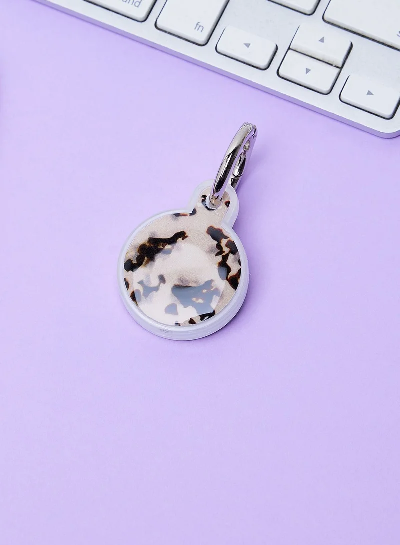 COCONUT LANE Ivory Tort Air Tag Case