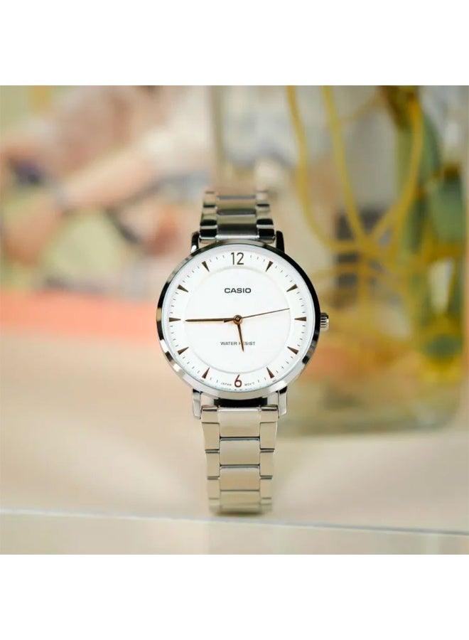 Casio LTP-VT04D-7A Women’s Stainless Steel Analog Watch – White Dial with Silver Bracelet - Image 2