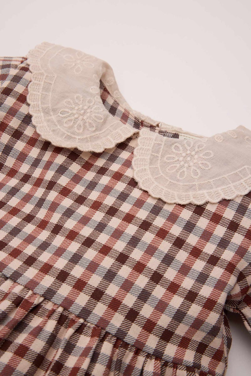 ديفاكتو فستان كاروهات بيبي بناتي كم طويل قصة عادية بياقة كبيرة - Image 2