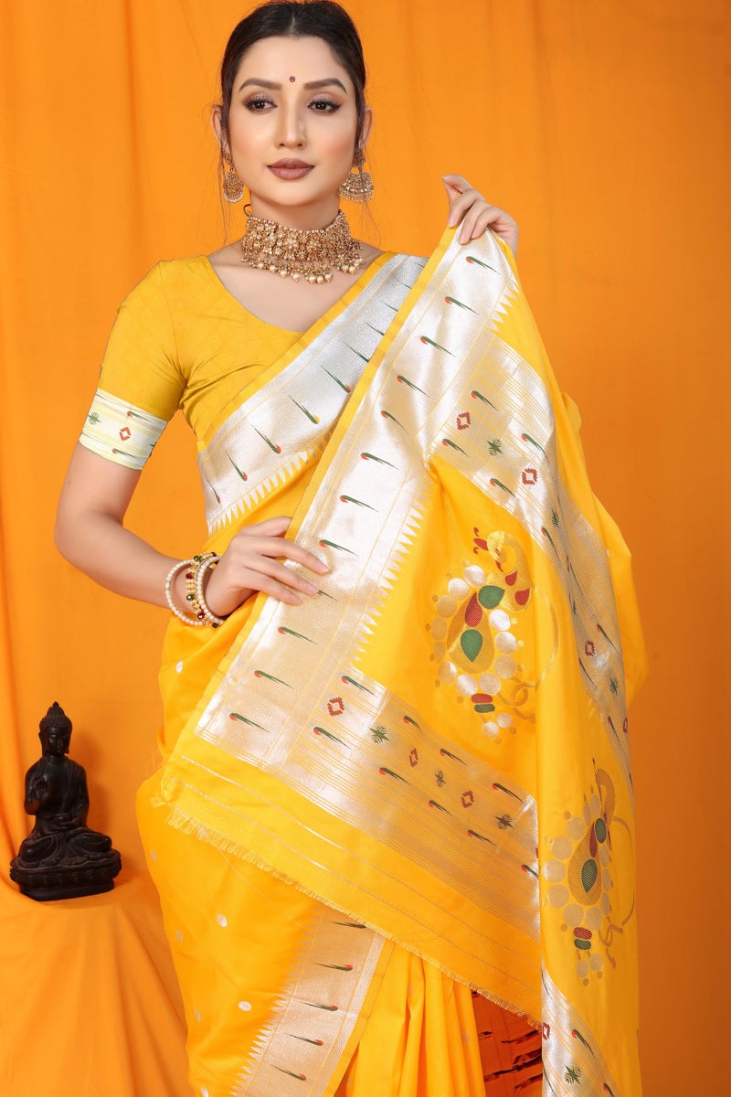AMIRAT CLOTHING Women's Paithani Litchi Silk Saree With Unstiched Blouse Piece (Nath Paithani) (Yellow) - Image 5
