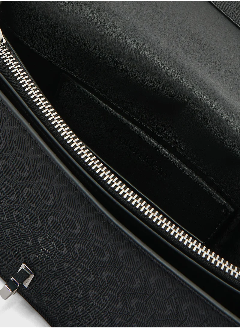 كالفن كلاين Convertible Mini Bag_Mono