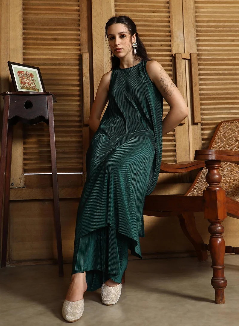 QISSA  Qissa Women's Emerald Green Solid Pleated-Halter Co-Ord Set For Casual Wear | Halter Neck | Sleeveless | 2 Piece Kurta Set Designed With Comfort Fit For Everyday Ethnic Wear for Women | Best Price UAE