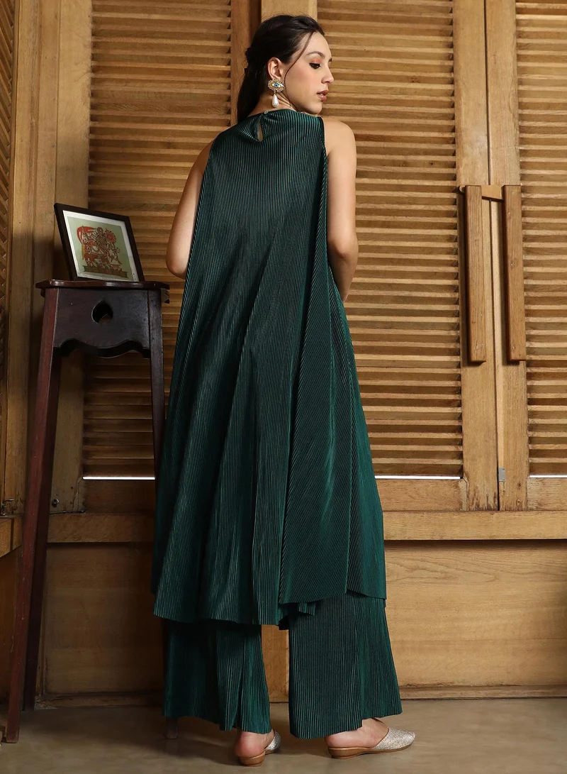 QISSA  Qissa Women's Emerald Green Solid Pleated-Halter Co-Ord Set For Casual Wear | Halter Neck | Sleeveless | 2 Piece Kurta Set Designed With Comfort Fit For Everyday Ethnic Wear for Women | Best Price UAE