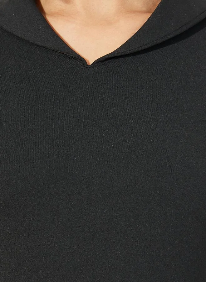 Styli Solid Fitted Collared Polo T-shirt