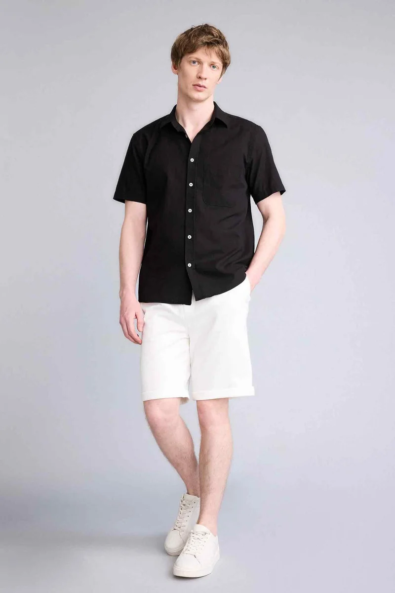 ديفاكتو Pique Bermuda Shorts