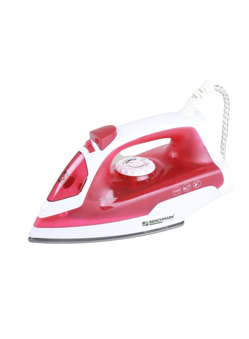 Benchmark Steam iron, ceramic soleplate, dry ironing function, spray and steam function, 1200 watts, Red - Image 1