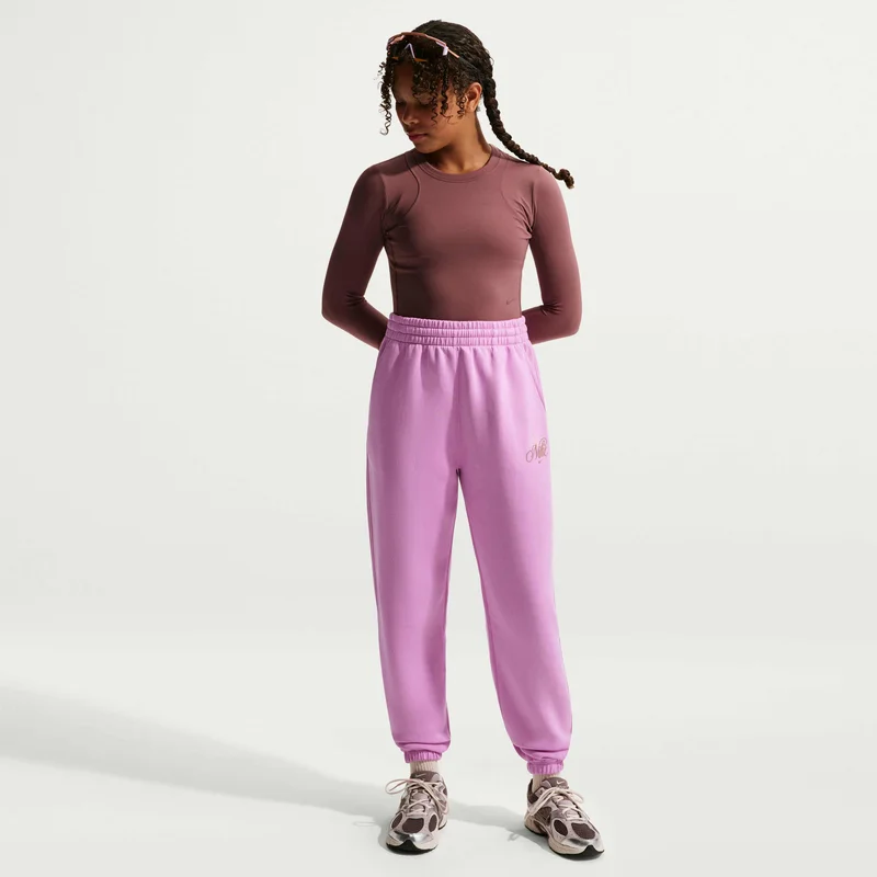 Kids' Sportswear Club Graphic Pants (Older Kids)