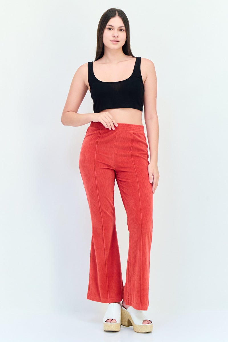 CHELSEA PEERS Women Scoop Neck Sleeveless Solid Crop Top, Black - Image 2