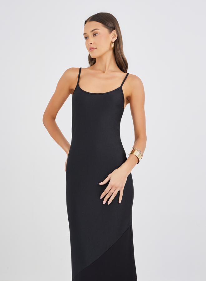 ستايلي فستان ماكسي ستايلي بحزام ساتان من قماش محبوك - Image 3