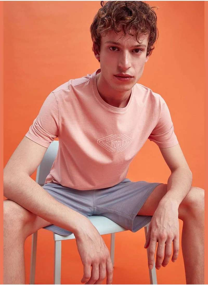 ديفاكتو Man Regular Fit Crew Neck T-Shirt