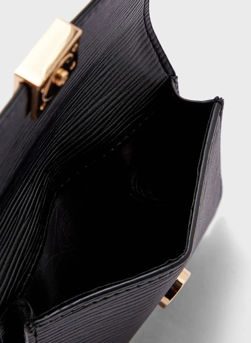 ديون لندن شنطة كلاتش بملمس مميز