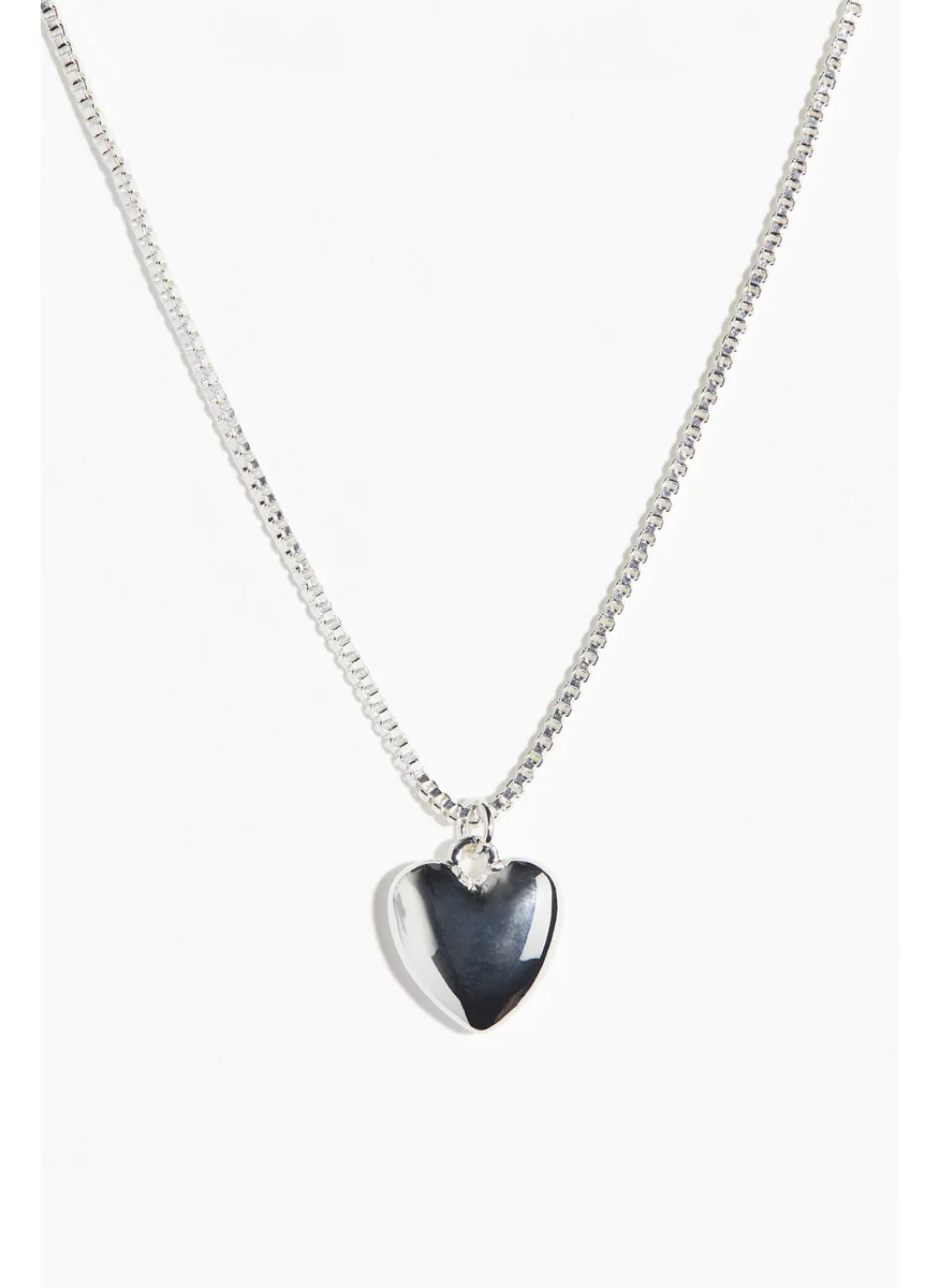 H&M Heart-Pendant Necklace