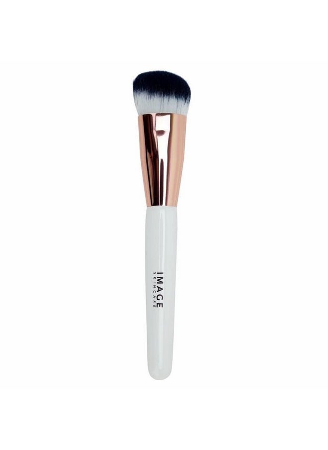IMAGE SKINCARE - I Beauty Flawless Foundation Brush - Image 1