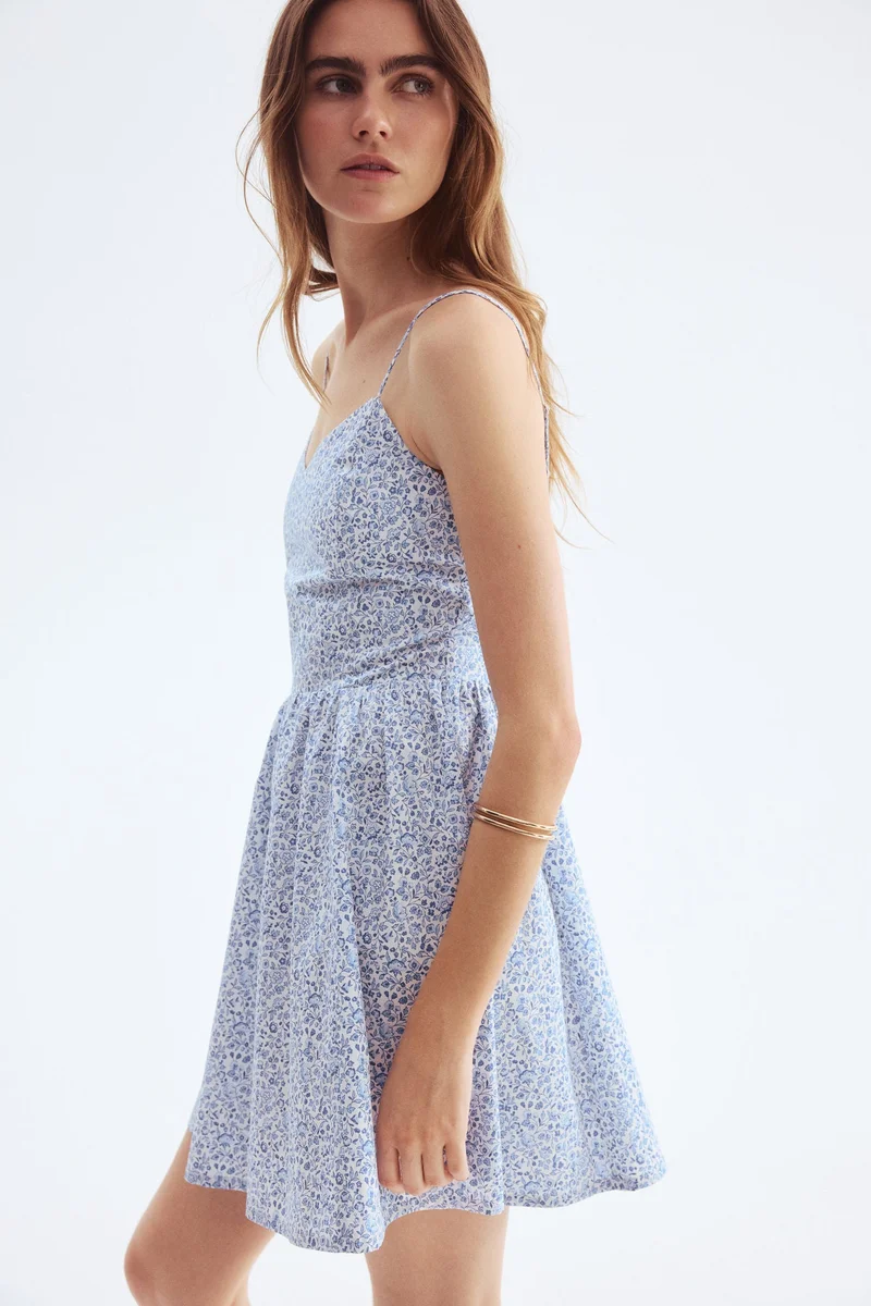 اتش اند ام فستان قطني بتنورة عريضة