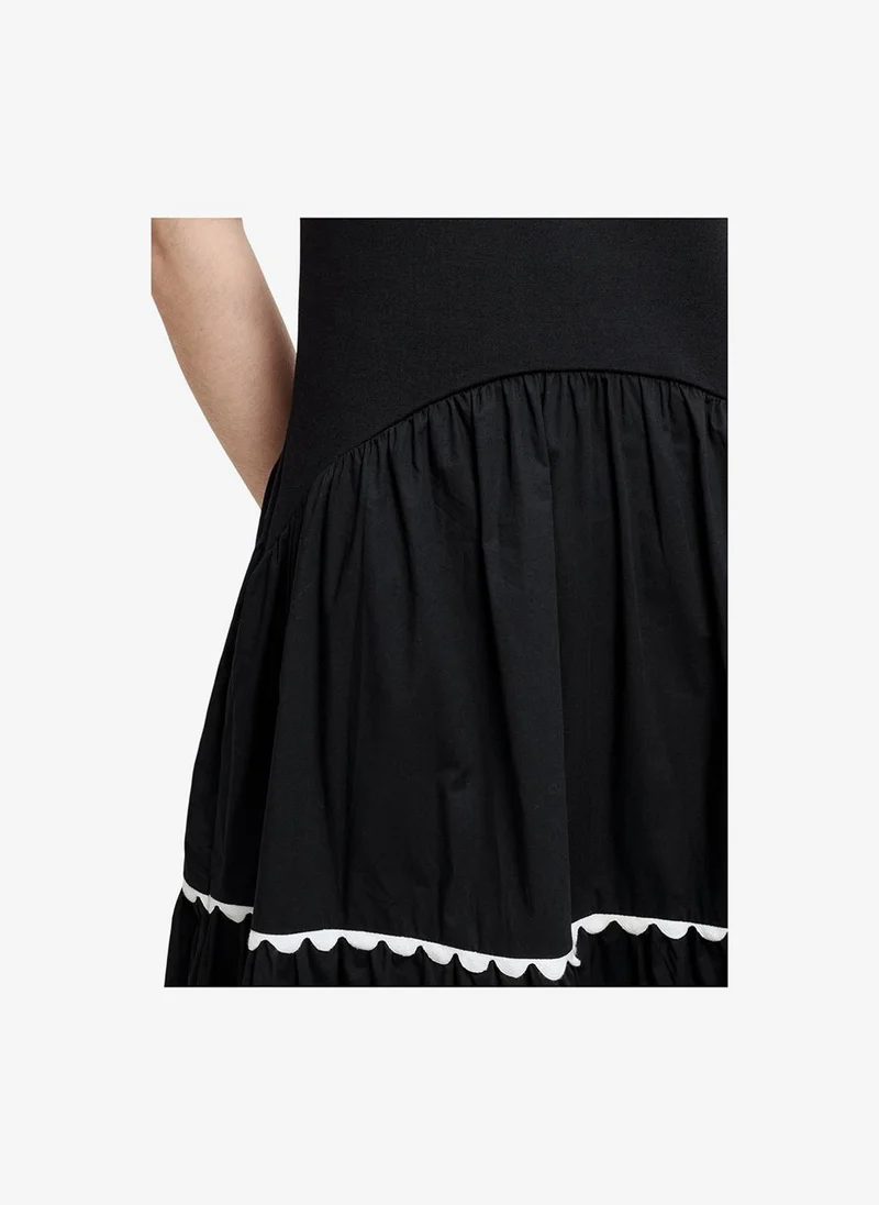 French Connection  Women's Kaylie Mix Tiered Ric Rac Monochrome Midi Dress for Women | Best Price UAE