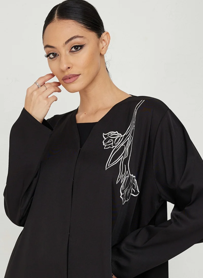 Rosette Abaya White Flowers Foliage