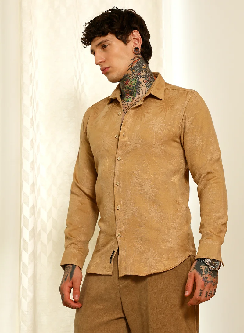 Campus Sutra Men's Beige Textured Slim Fit Shirt With Palm Tree Pattern