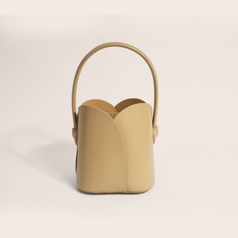 Straw Bag Women'S Summer Genuine Leather Drawstring Petal Bag 2024 Style Girls' Satchel Diagonal Trendy - Image 3