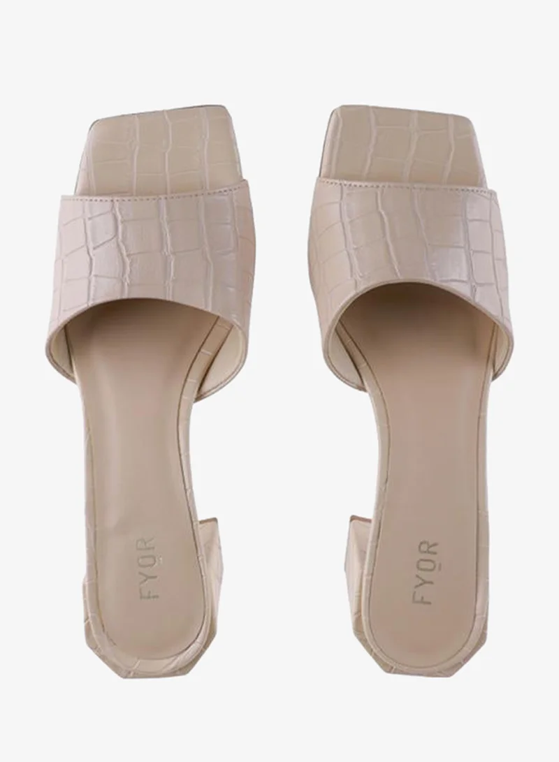 فايور Casual Round Heel Mule BSS 059