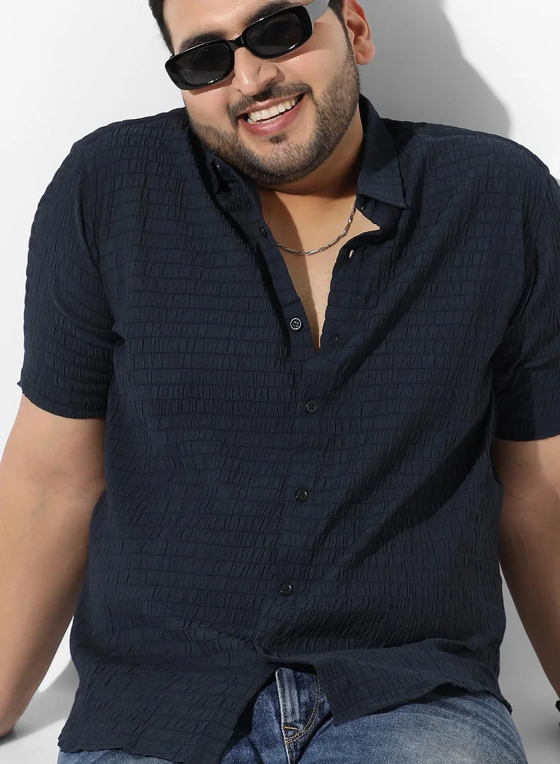 انستافاب بلس قميص رجالي كاجوال ذو قصة عادية باللون الأزرق الداكن