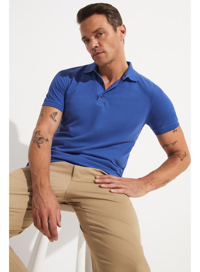 جون تيشيرت بولو رجالي بأكمام قصيرة بقصة ضيقة باللون الأزرق الداكن حصري لشهر يونيو - Image 4