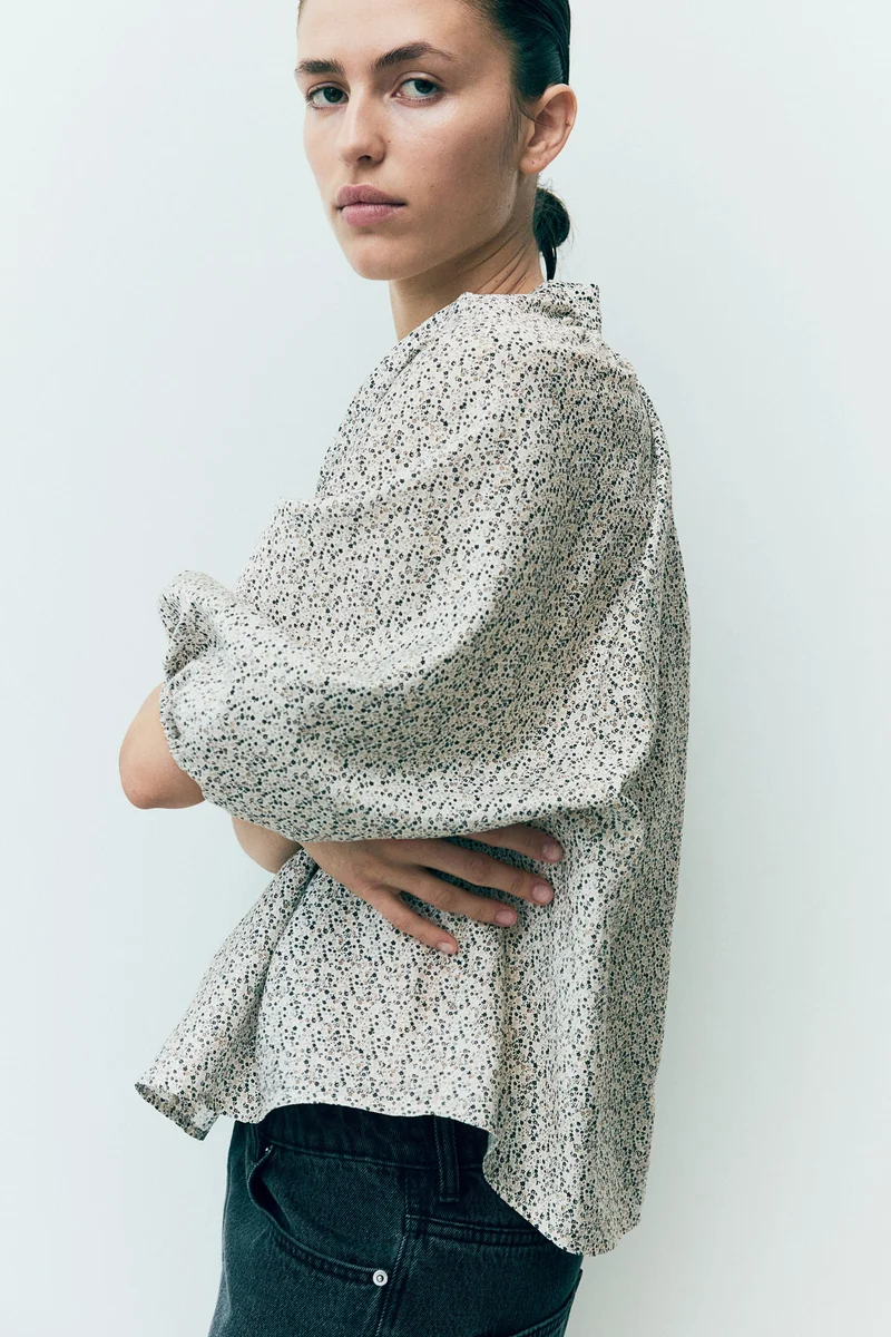 H&M Balloon-Sleeved Blouse
