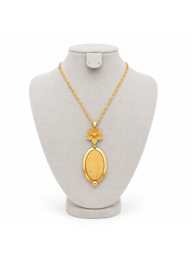 Women’s Gold-Tone Oval Floral Pendant Necklace with Flower Detail
