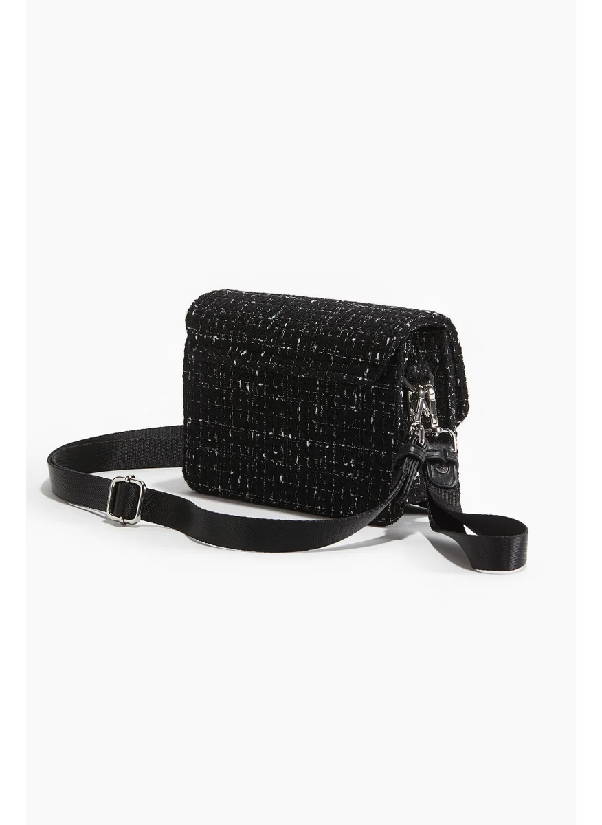 اتش اند ام Bouclé Crossbody Bag