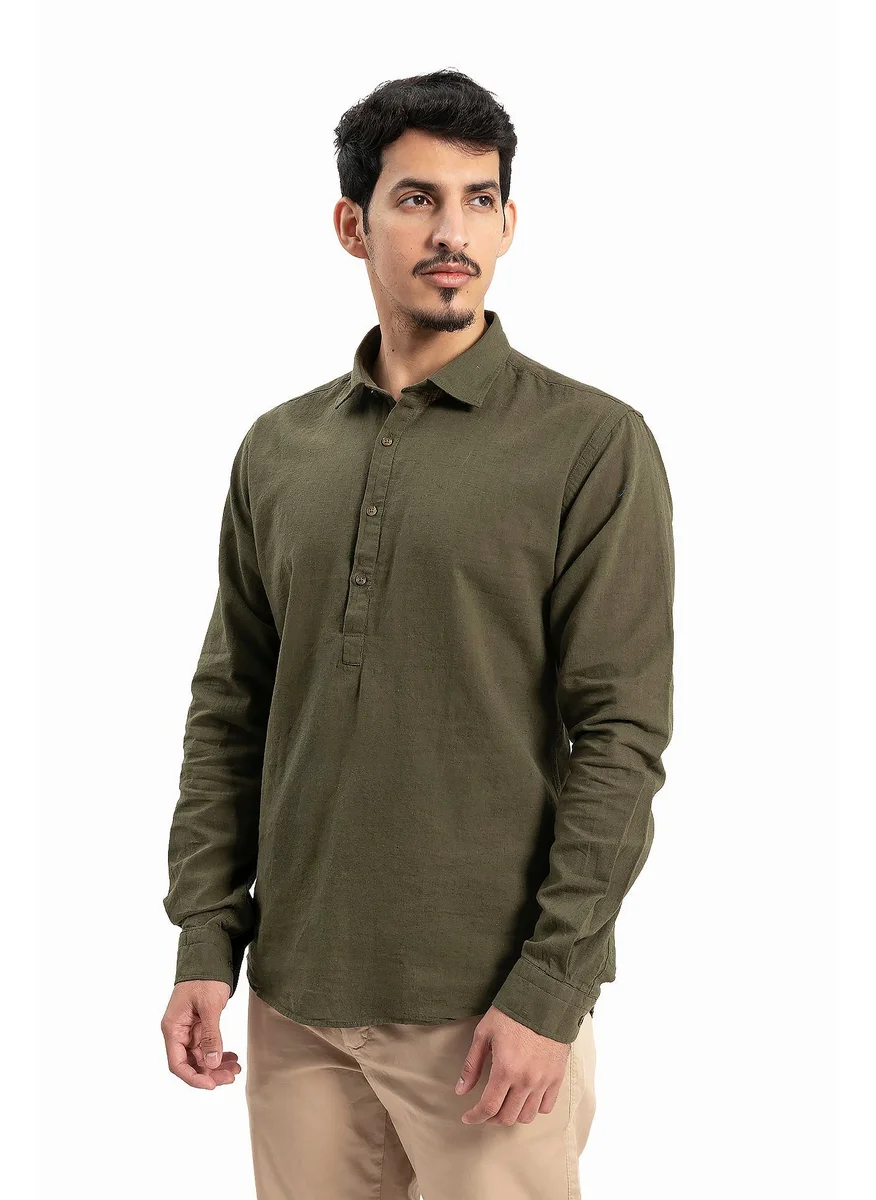 وي كرييت Men Olive T-Shirt by WECRE8