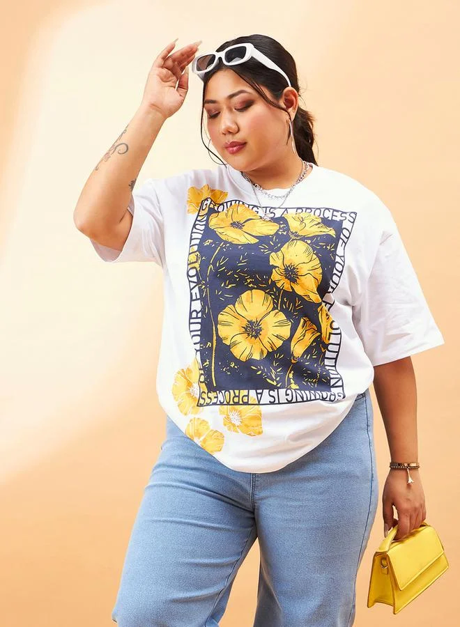ساسافراس Plus Floral Graphic Print Drop Shoulder T-Shirt by Styli