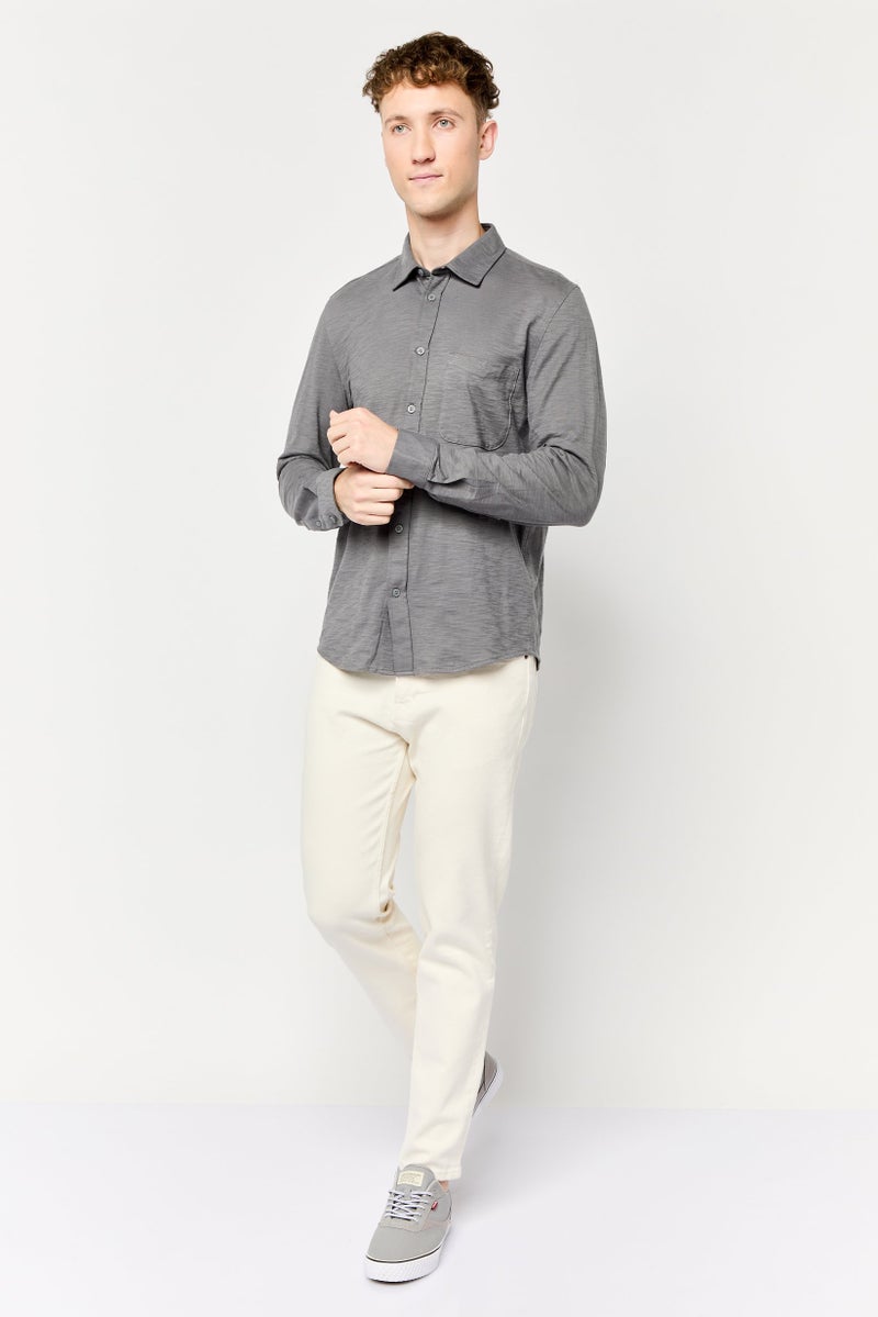 Celio قميص رجالي عادي بأكمام طويلة رمادي اللون - Image 2