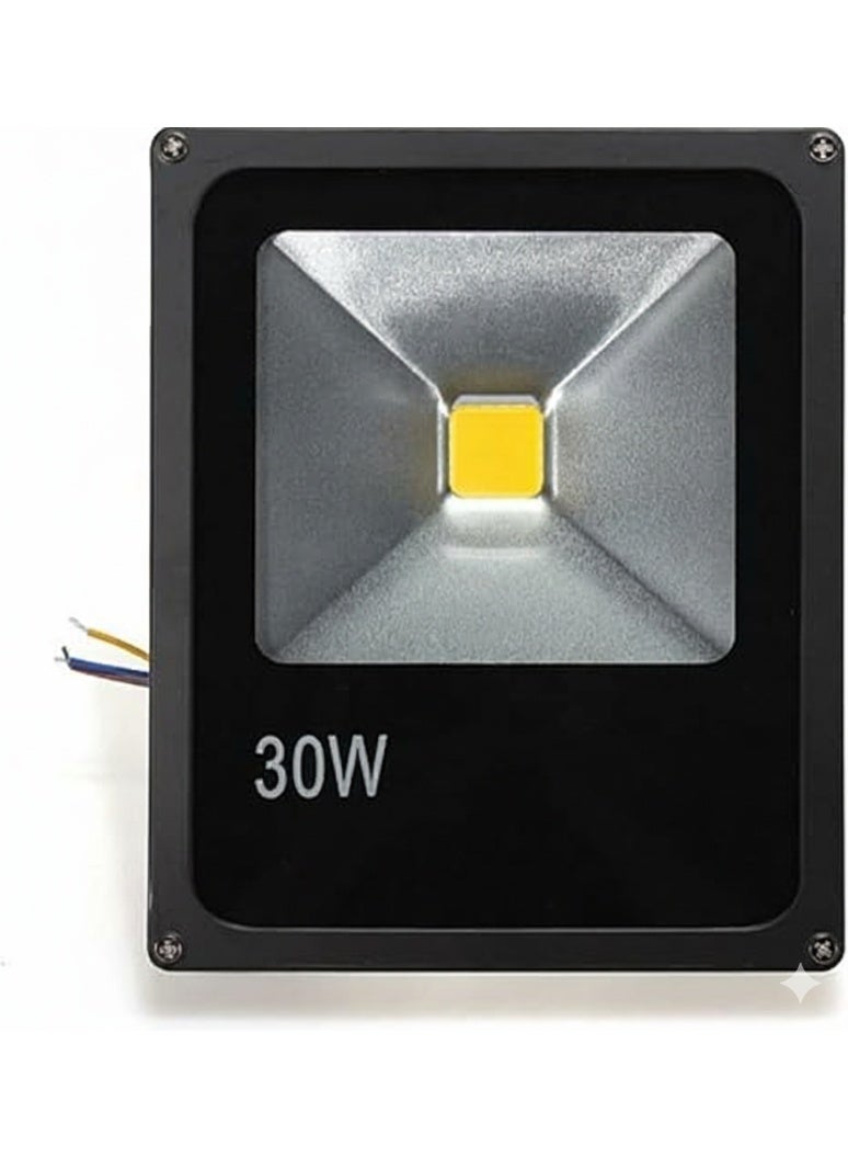 كشاف ضوء LED خارجي ذو قدرة 30 واط (30W).كشاف Led باضاءة دافئة للاستخدام الخارجي 30 وات