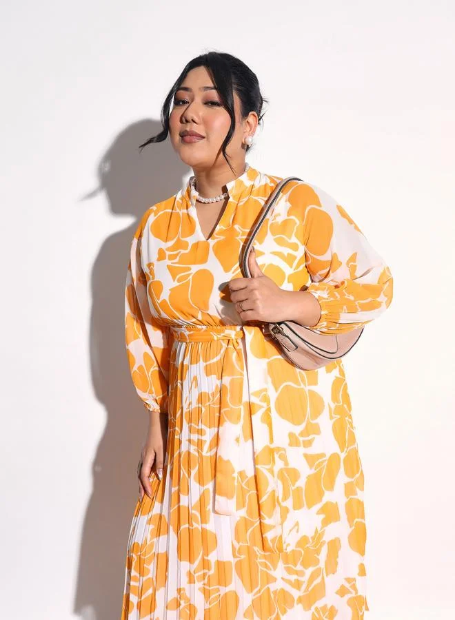 Sassafras Plus Size Floral Pleated Midi Dress