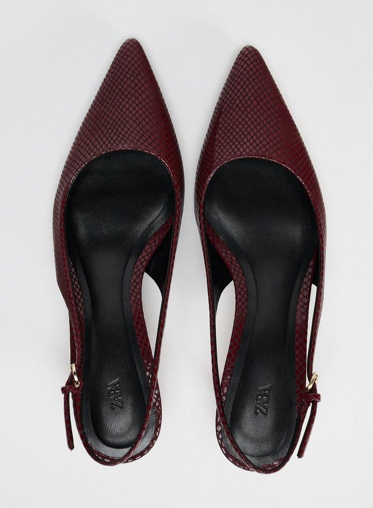 زارا طبعة محدودة من الجلد المزخرف بنقوش جلدية بكعب عالٍ بكعب رفيع - Image 5