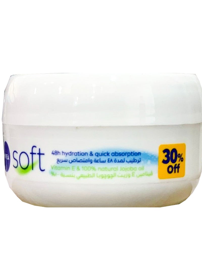 Nivea - Nivea Soft Refreshingly Soft Moisturizing Cream - 200ml - Image 1