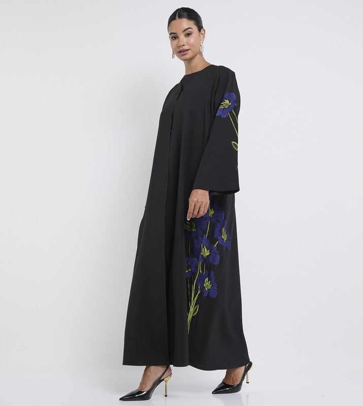 ROZA Elegant Embroidered Abaya - Image 2
