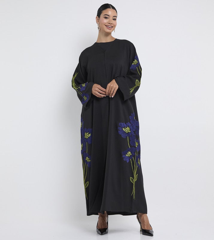 ROZA Elegant Embroidered Abaya - Image 1