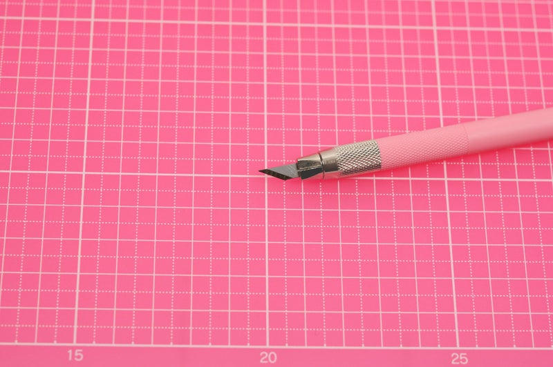 NT CUTTER NT Cutter Resin Holder Art Knife, Pink Holder, 1 Knife (D-401P-P)  - Image 5