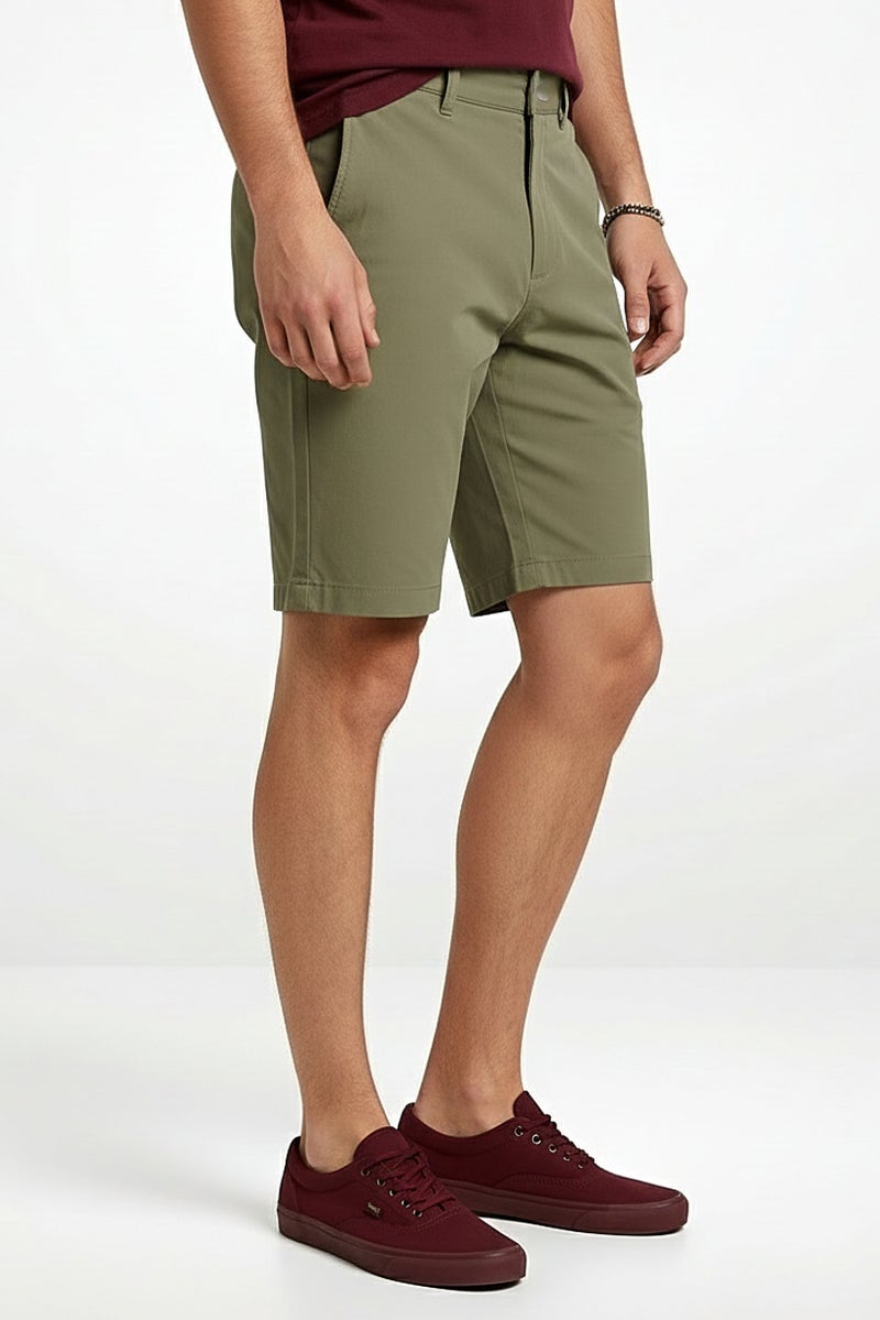 Celio Men Solid Chino Shorts, Green - Image 3