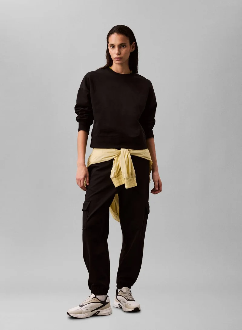 كالفن كلاين جينز سويتشيرت من التيري بقصّة مريحة