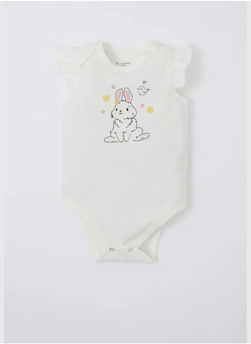 ديفاكتو Short Sleeve Frill Detail Rabbit Printed Newborn Bodysuit