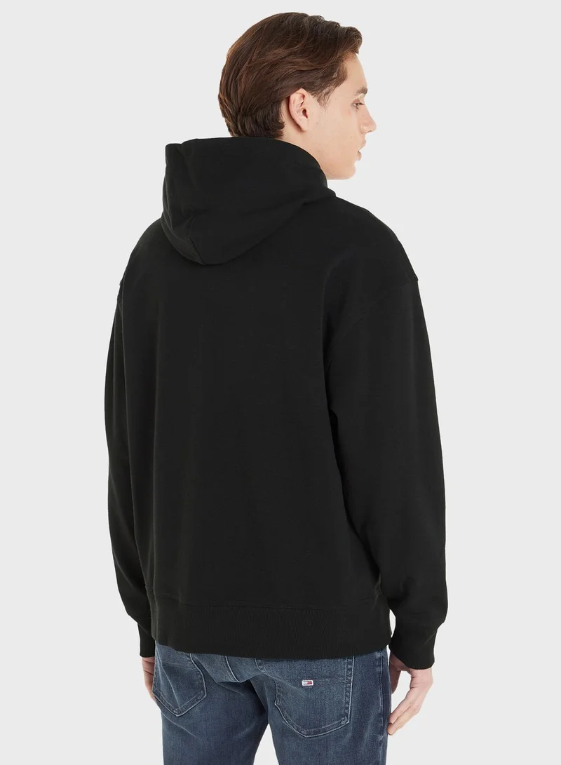 TOMMY JEANS Essential Hoodie