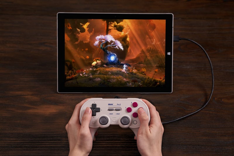 8BitDo Pro 2 Wired Controller for Switch, Windows, Steam Deck & Raspberry Pi (G Glassic Edition) - Image 2