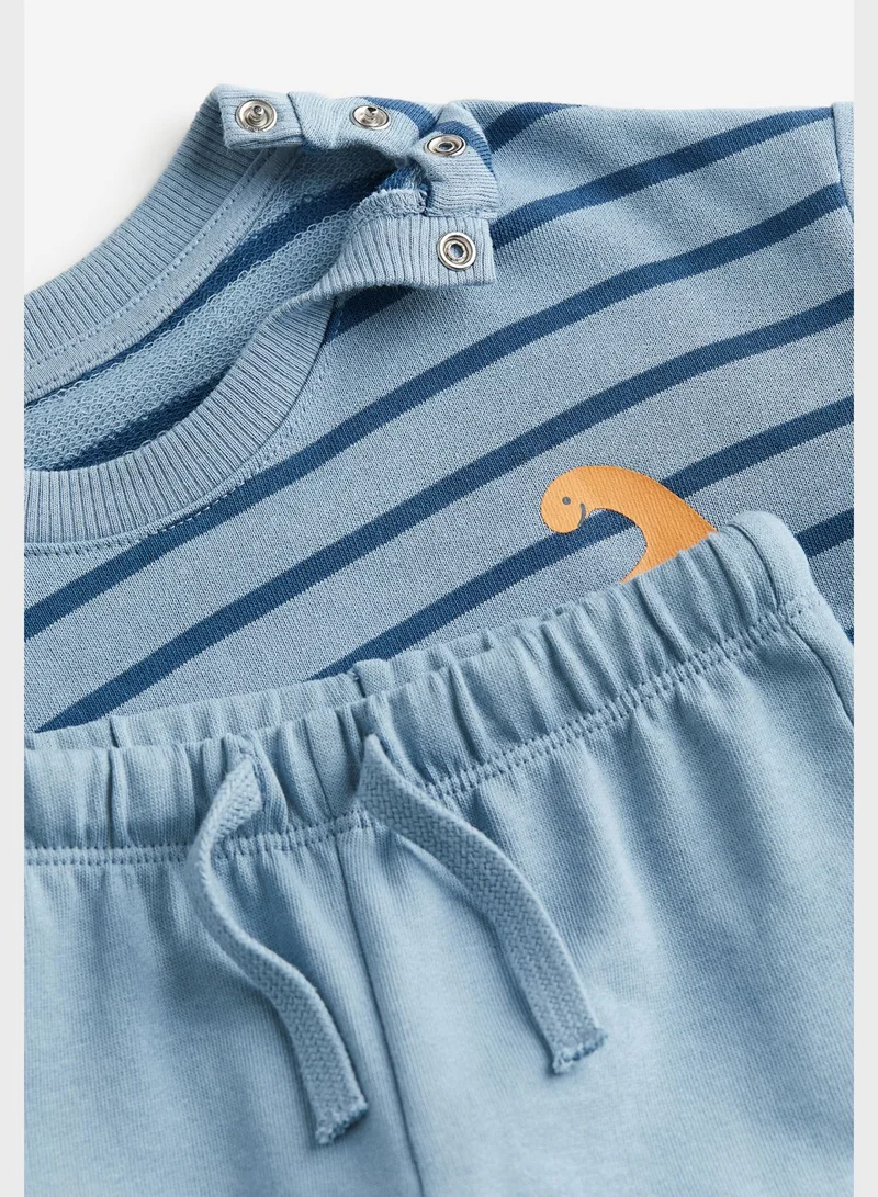 اتش اند ام طقم من سويت شيرت وبنطال رياضي مخطط للرضع